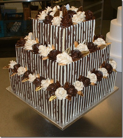 Chocolate_Wedding_Cake_by_Kahlan4