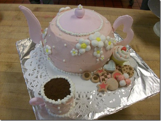 Teapot_Cake_by_Saiyuki08