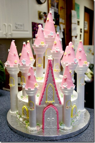 princess_castle_cake_by_pinkshoegirl