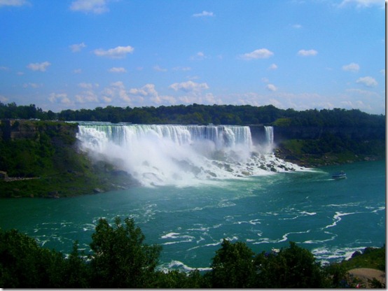 Niagara_Falls_by_Toby_Linn