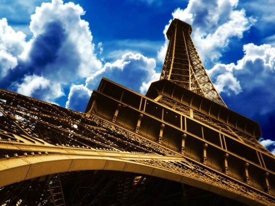 Eiffel_Tower_by_HiPanda1